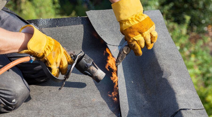 Expert top industrial roofings services in Woodstock, IL